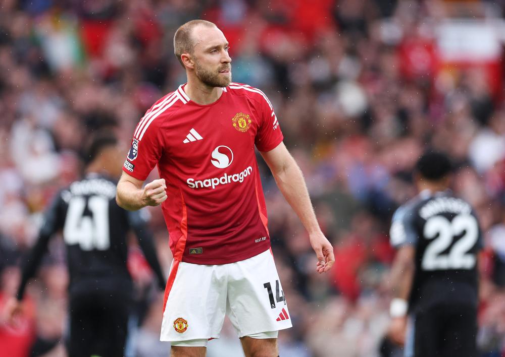 记者：申花今天下午飞赴天津，于汉超、戴伟浚等人随队出征